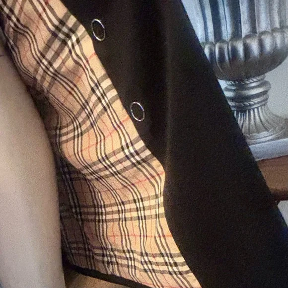 BURBERRY Ring Pierced Mid-length Kensington-fit Gabardine Trench
🫦HARD-2-FIND👄 - Picture 10 of 16
